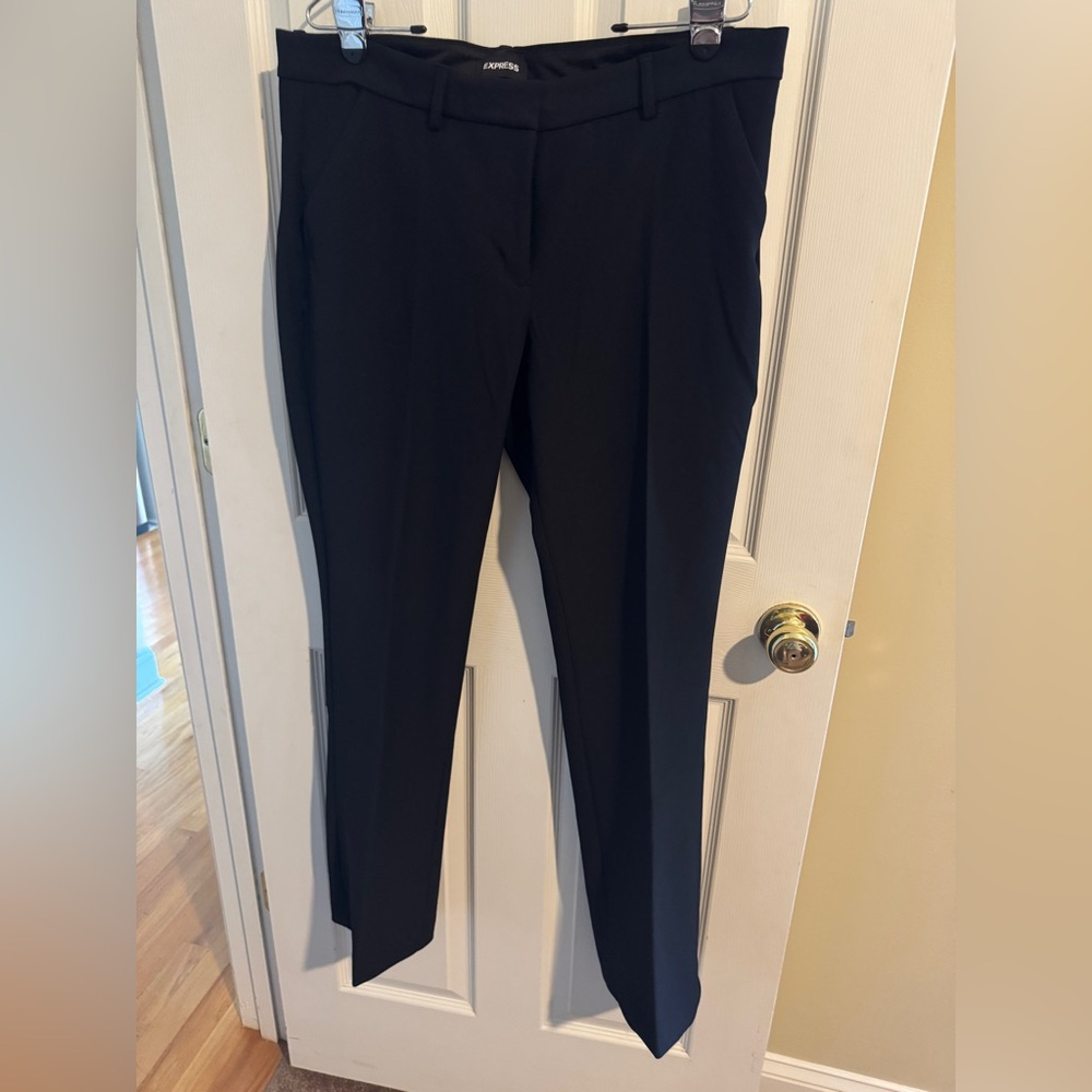 Express Women's Classic Black Straight Leg Pants